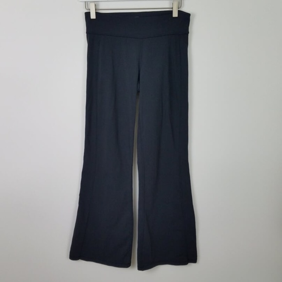 ATHLETA Kickbooty Yoga Pants Size Small Petite - Picture 2 of 8